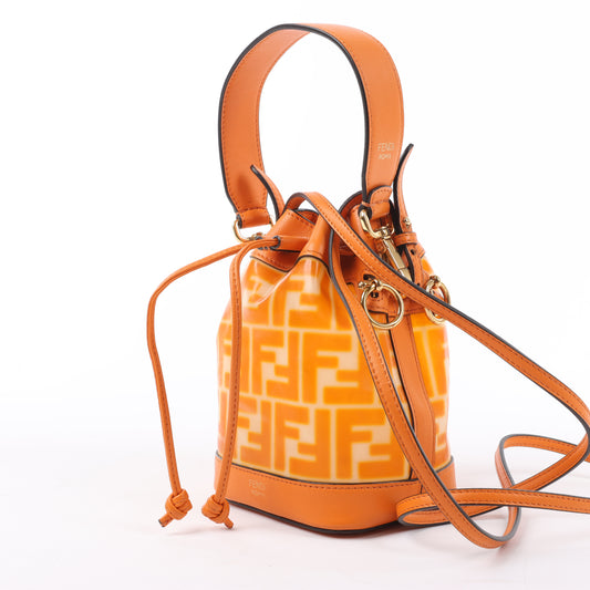 FENDI Mon Tresor Mini 2-Wege-Umhängetasche aus PVC und Leder in Orange 8BS010