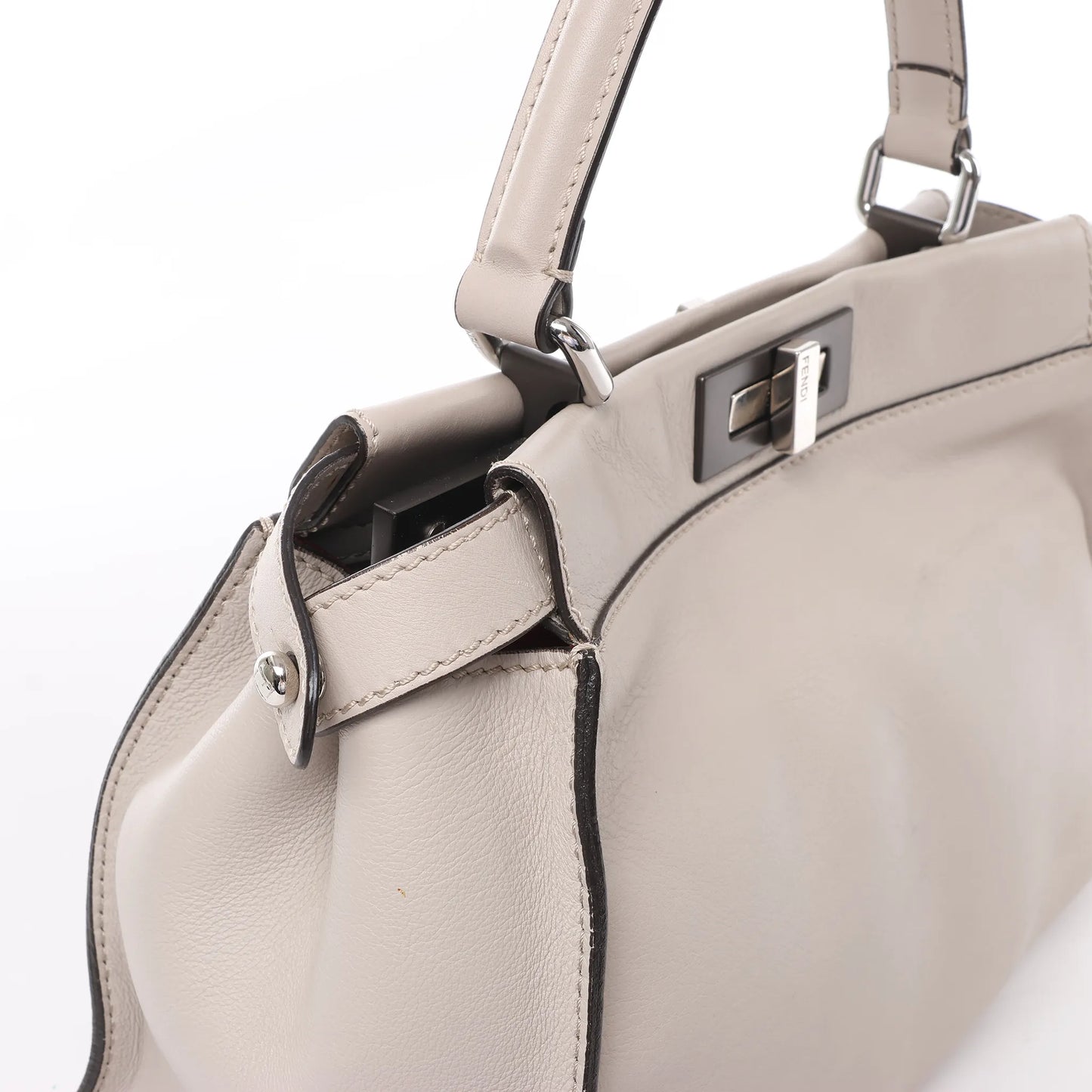 Fendi Peekaboo Regular 2-Wege-Handtasche aus Leder in Hellgreige 8BN290