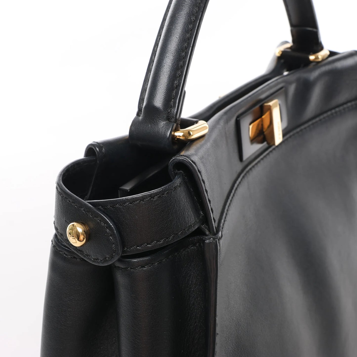 Fendi Peekaboo Regular 2-Wege-Handtasche aus Leder in Schwarz 8BN290