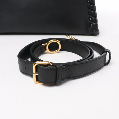 Fendi Peekaboo Regular 2-Wege-Handtasche aus Leder in Schwarz 8BN290