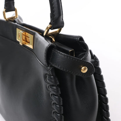 Fendi Peekaboo Regular 2-Wege-Handtasche aus Leder in Schwarz 8BN290