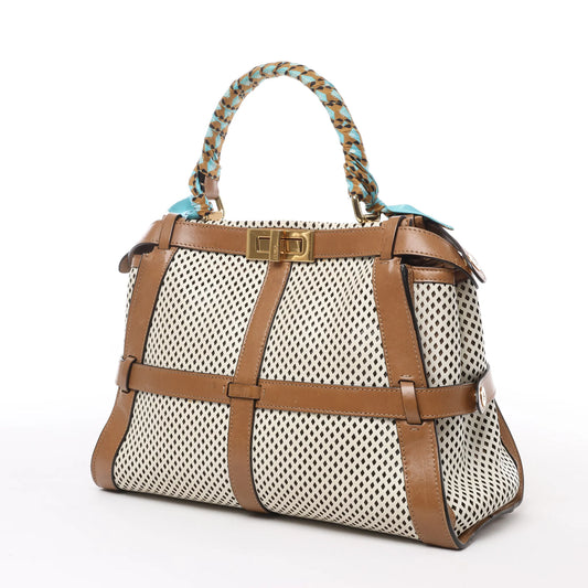Fendi Peekaboo Regular 2-Wege-Handtasche aus perforiertem Leder in Braun x Beige 8BN290