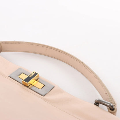 Fendi Peekaboo Große 2-Wege-Handtasche aus Leder in Puderbeige 8BN210
