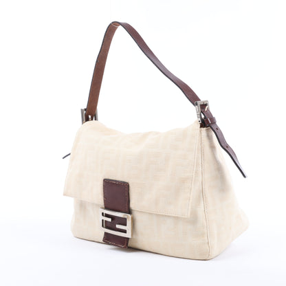 FENDI Mamma Baguette Zucchino Schultertasche aus Canvas und Leder in Beige 26325