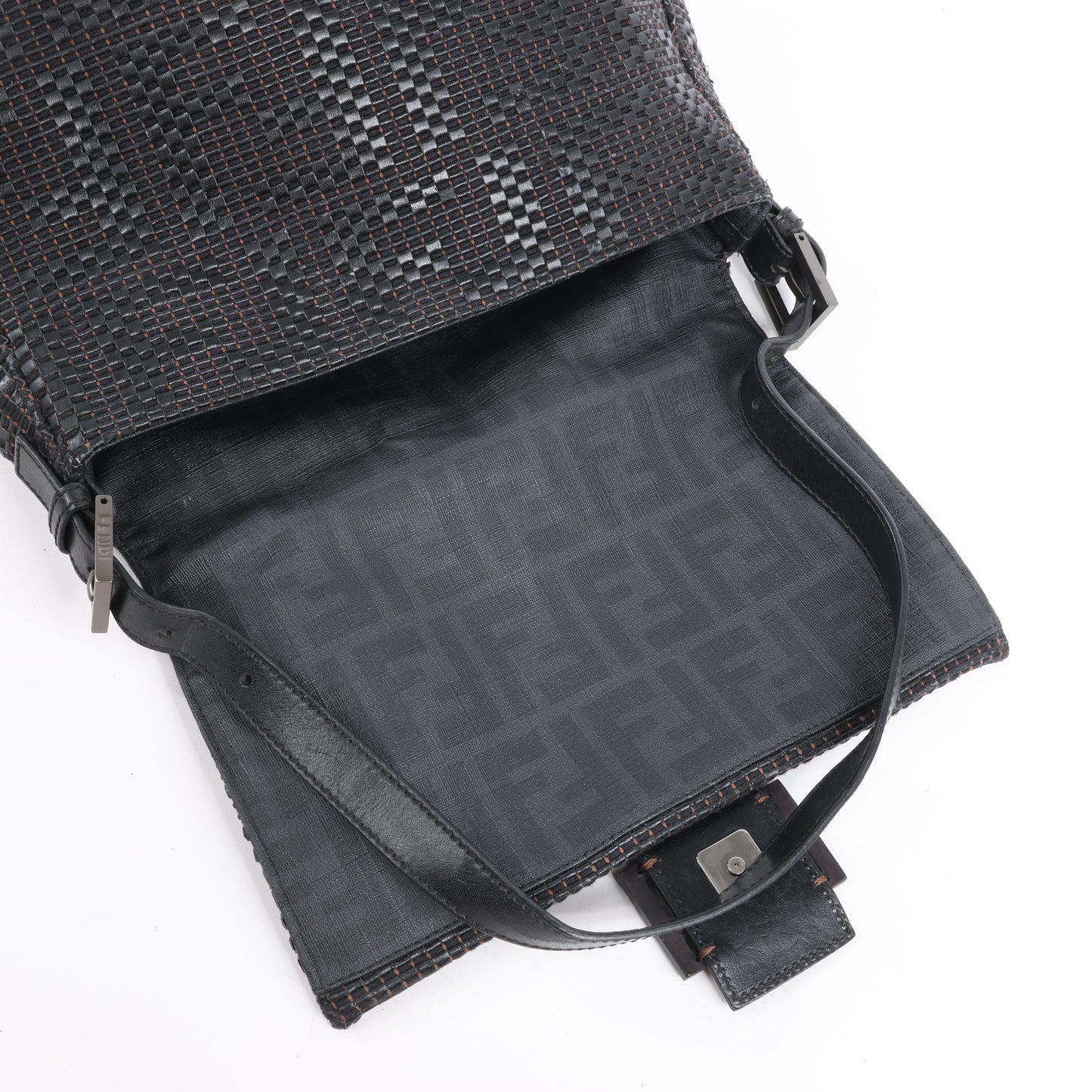 FENDI Zucchino Mamma Baguette Leder Umhängetasche in Schwarz 8BR001