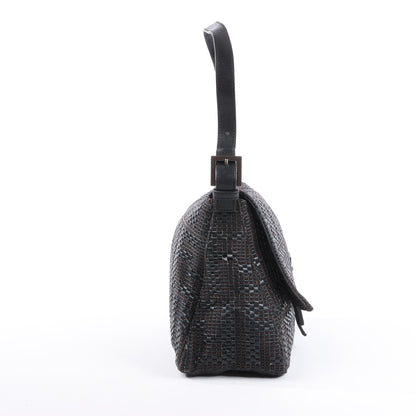 FENDI Zucchino Mamma Baguette Leder Umhängetasche in Schwarz 8BR001