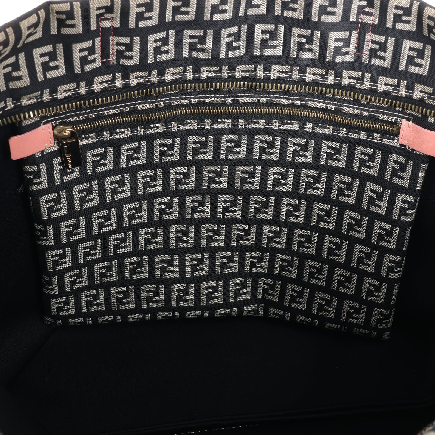 FENDI Zucchino Umhängetasche aus Canvas und Leder in Braun x Pink