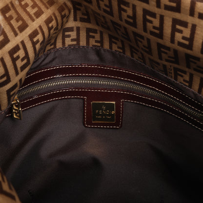 FENDI Zucchino Mamma Baguette Emaille Umhängetasche in Braun 26325