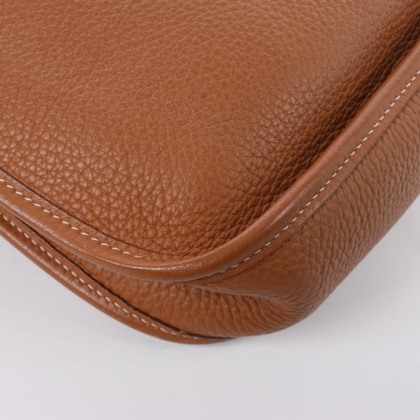 HERMES  Evelyne 1 29 PM Taurillon Clemence Gold Silver Metal Fittings Shoulder Bag □J: 2006