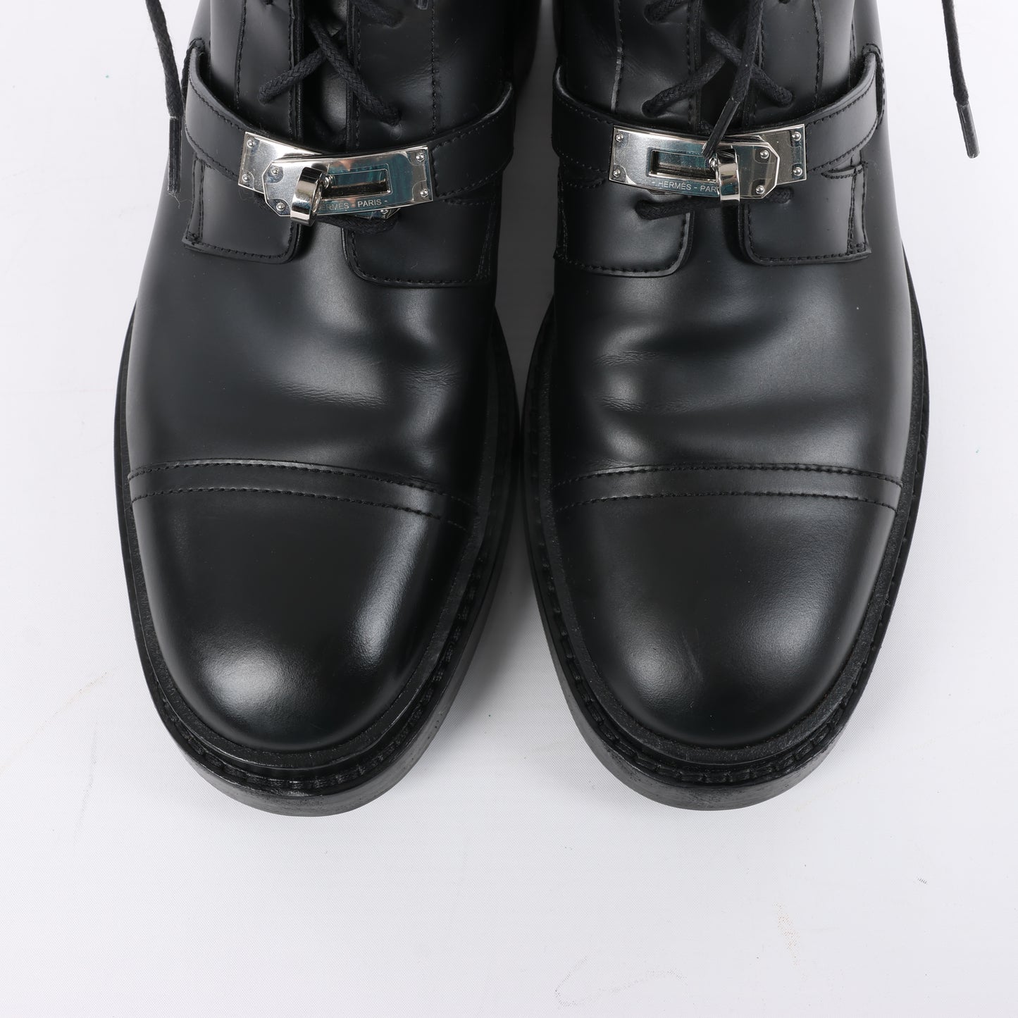 Bottines Hermès Funk en cuir avec garnitures métalliques Kelly, noires, pointure 38,5 EU