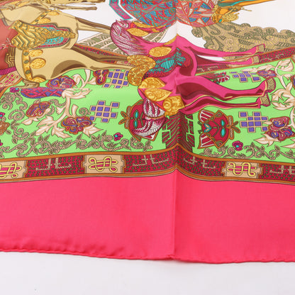 Hermès Carré 90 „ART des STEPPES“ Schal aus 100 % Seide in Rosa