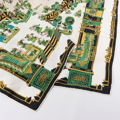 Hermès Carré 90 "ASTRES et SOLEILS" 100% Silk Scarf in Green