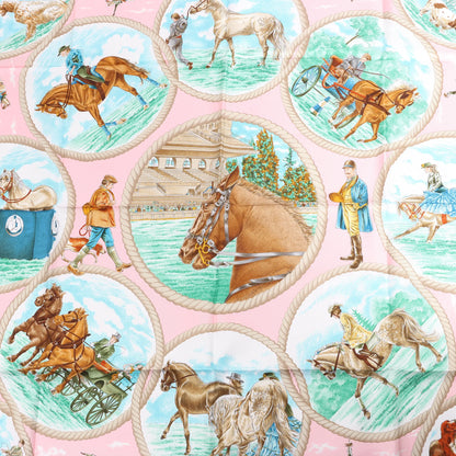 Hermès Carré 90 „Auteuil en Mai“ Seidentaschentuch in Rosa