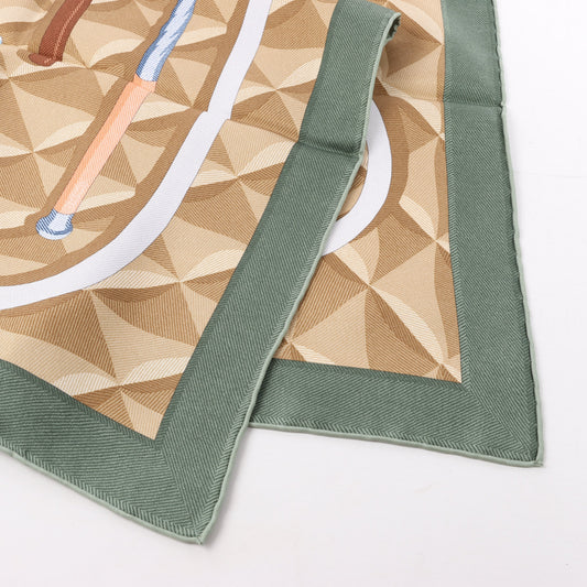 Hermès Carré 90 "BEAUTE COMPOSEE" Seidentaschentuch in Grün