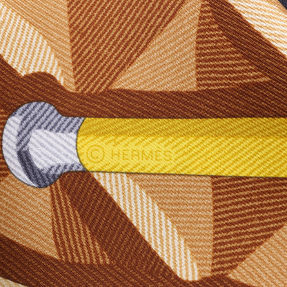 Hermès Carré 90 „BEAUTE COMPOSEE“ Seidentaschentuch in Orange