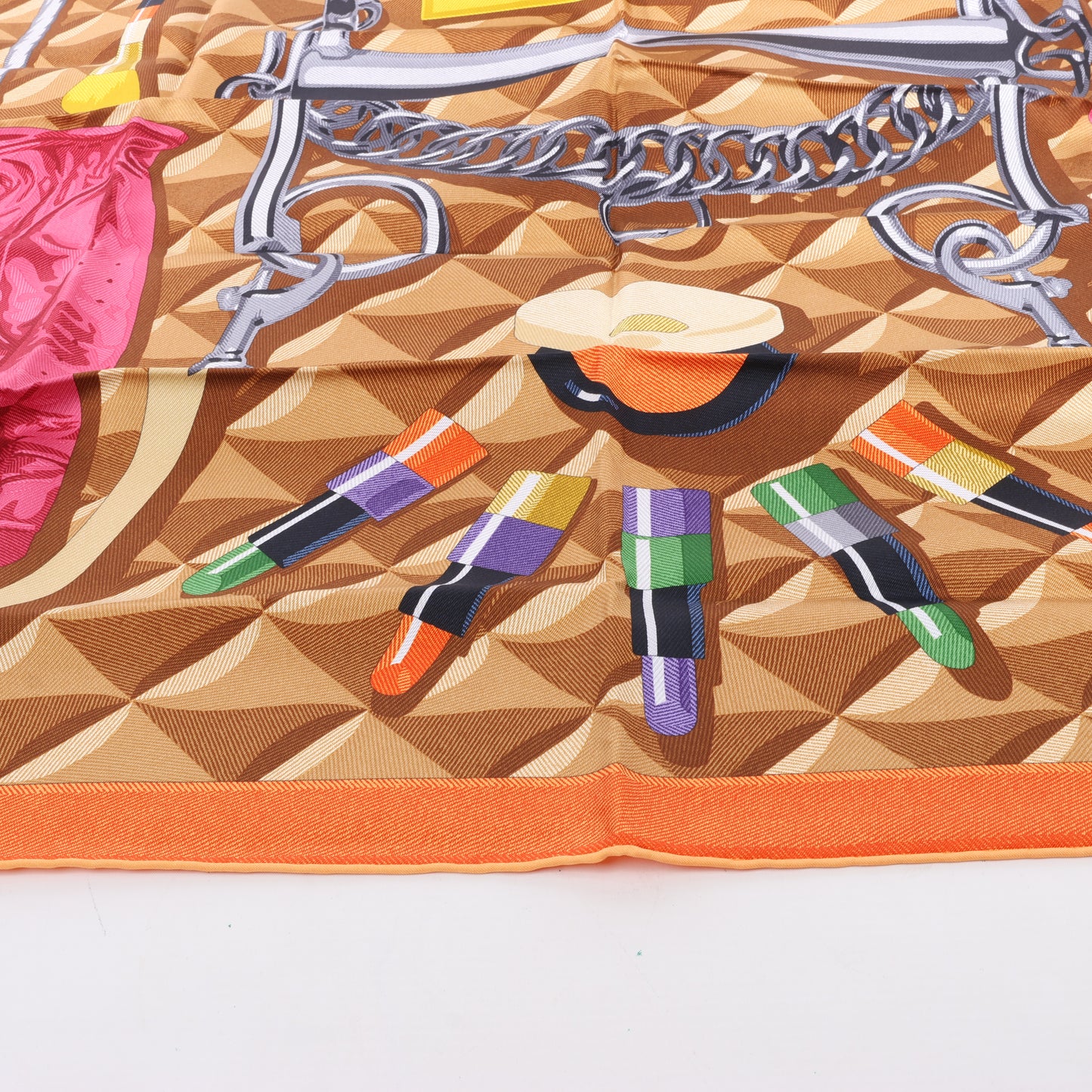 Hermès Carré 90 „BEAUTE COMPOSEE“ Seidentaschentuch in Orange