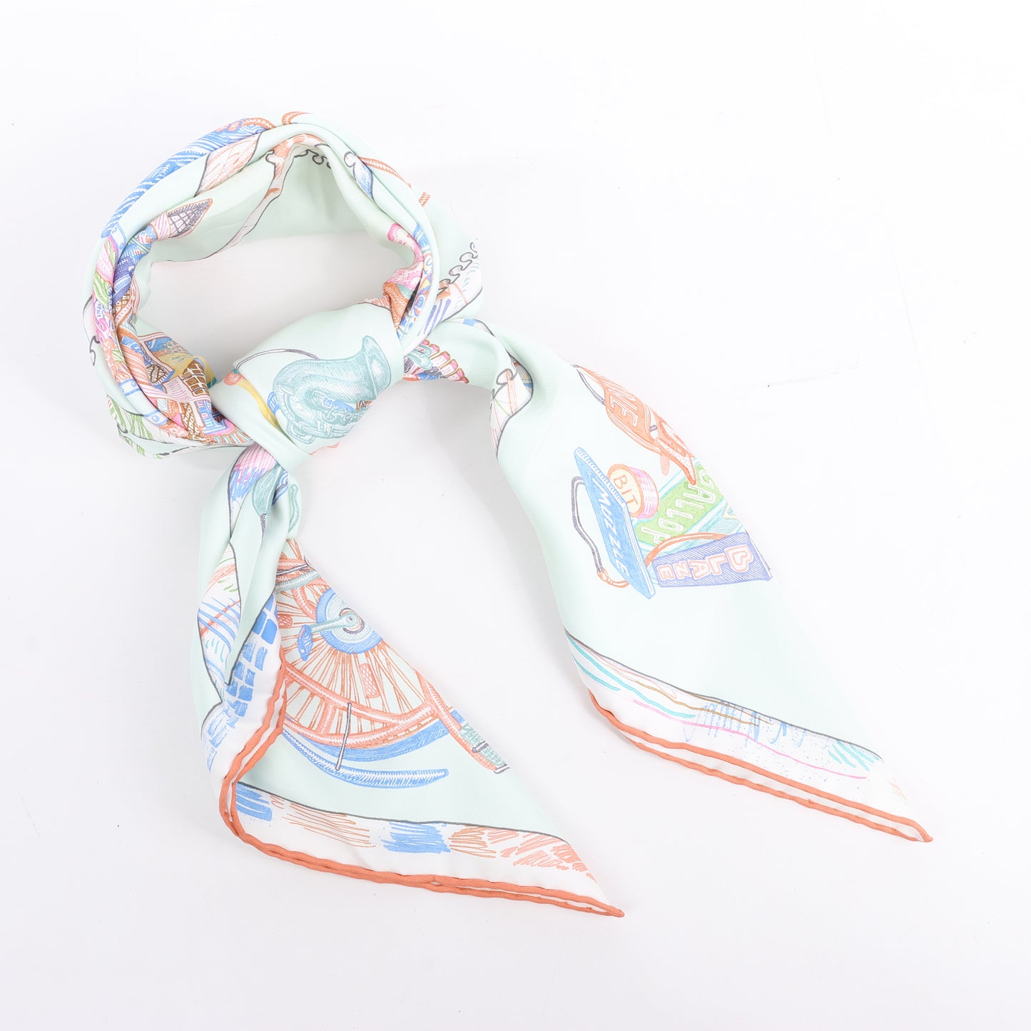 Hermès Carré 90 "Chevaloscope Neon" Seidentaschentuch in Grün