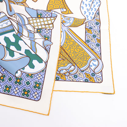 Hermès Carré 90 "DUELS ONIRIQUES" Foulard 100% Soie en Multicolore