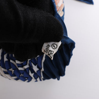 Hermès Carré 90 "EARLY AMERICA" 100% Silk Scarf in Navy