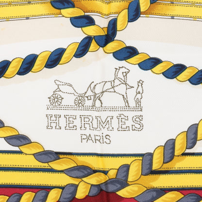 Hermès Carré 90 „GRANDE TENUE“ Seidentaschentuch in Burgund
