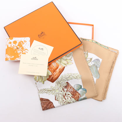 Hermès Carré 90 "JARDIN SECRET" 100% Seidentuch in Beige
