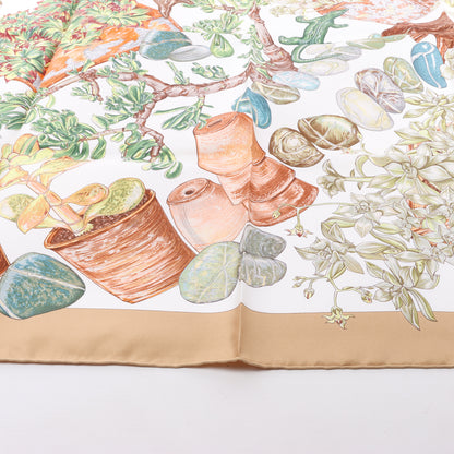 Hermès Carré 90 "JARDIN SECRET" 100% Seidentuch in Beige