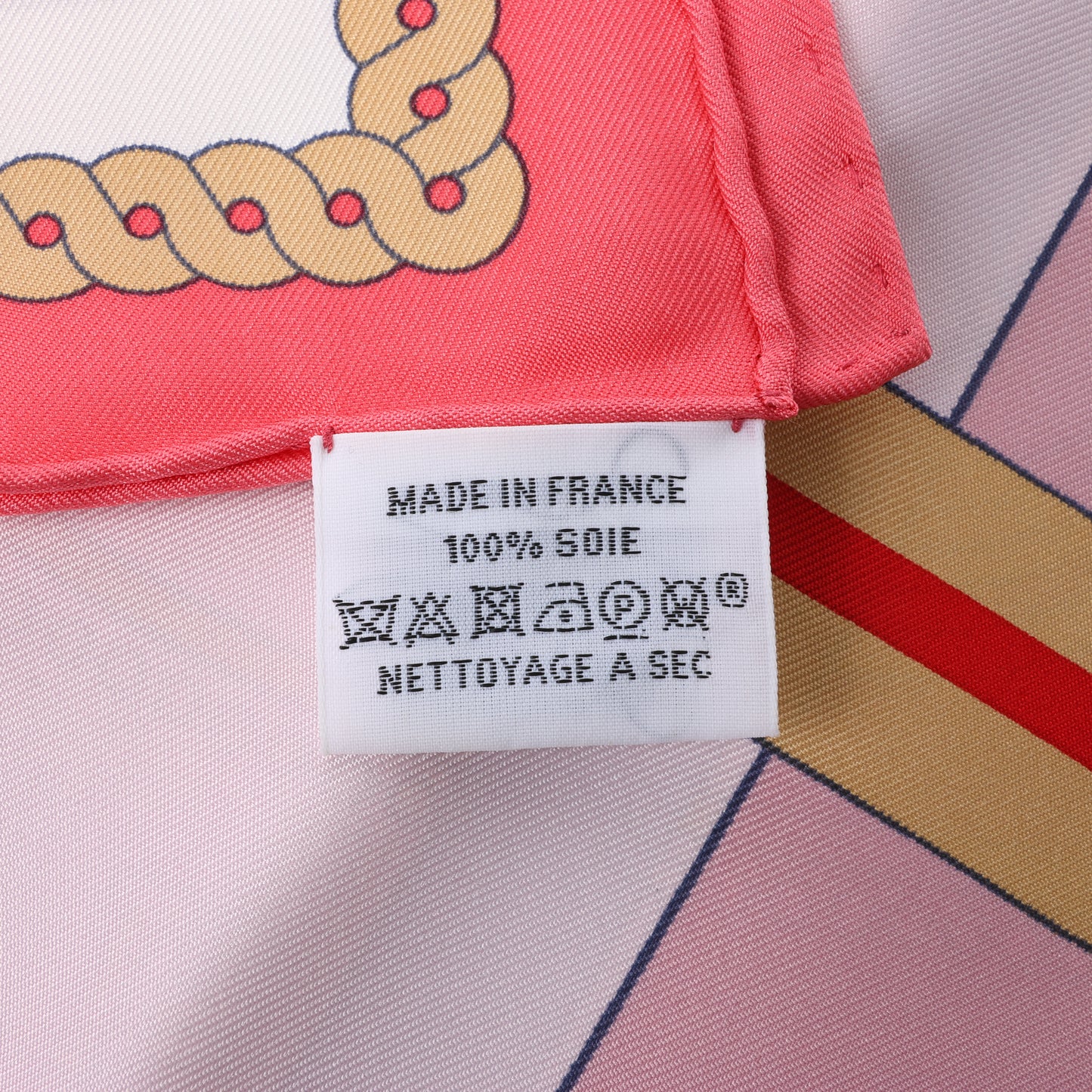 Hermès Carré 90 "LA BERLINE BAYADERE" 100% Silk Scarf in Pink
