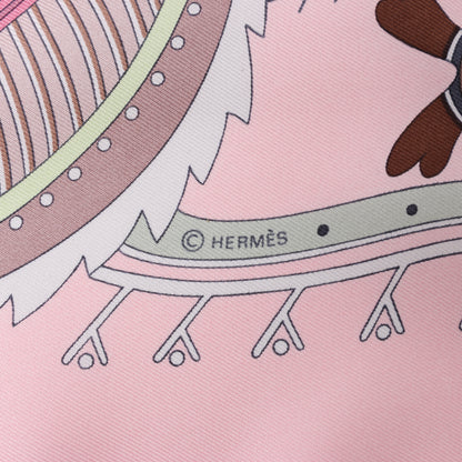 Hermès Carré 90 "LA VIE DU GRAND NORD" 100% Silk Scarf in Pink