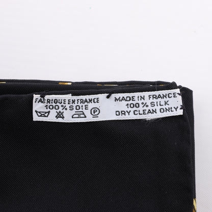 Hermès Carré 90 "LE MORS A LA CONETABLE" 100% Seidenschal in Schwarz
