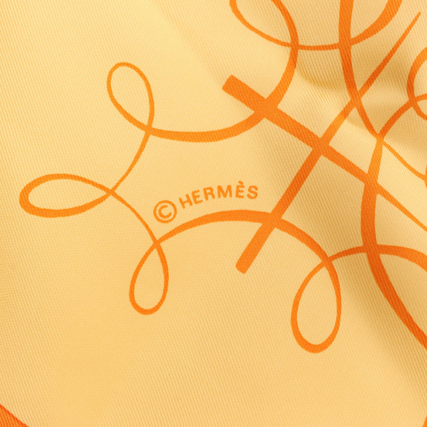 Hermès Carré 90 „L'ART D'ECRIRE“ Seidentaschentuch in Gelb