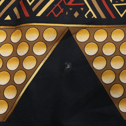 Hermès Carré 90 "L'OR DES CHEFS" 100% Seidenschal in Schwarz