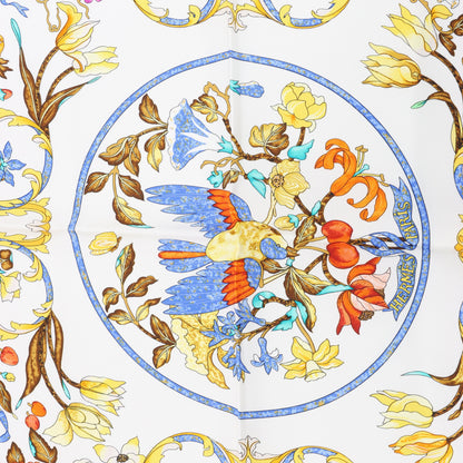 Hermès Carré 90 "PIERRES d'ORIENT et d'OCCIDENT" Foulard 100% Soie en Marine x Beige