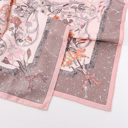Hermès Carré 90 „PIERRES d' ORIENT et d' OCCIDENT“ Schal aus 100 % Seide in Rosa
