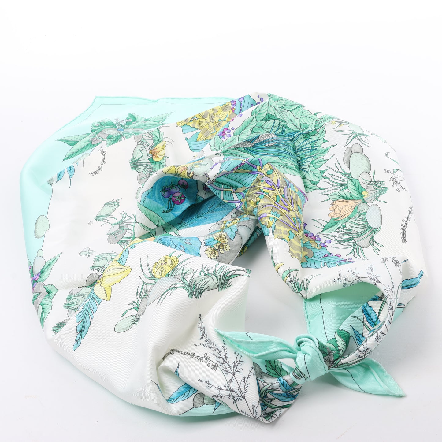 Hermès Carré 90 "Pythagore" 100% Silk Scarf in Green