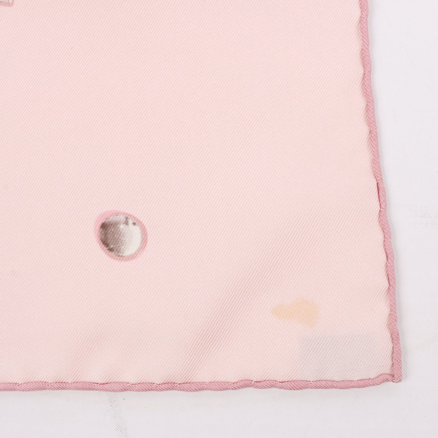 Hermès Carré 90 "VIF ARGENT" 100% Silk Scarf in Pink