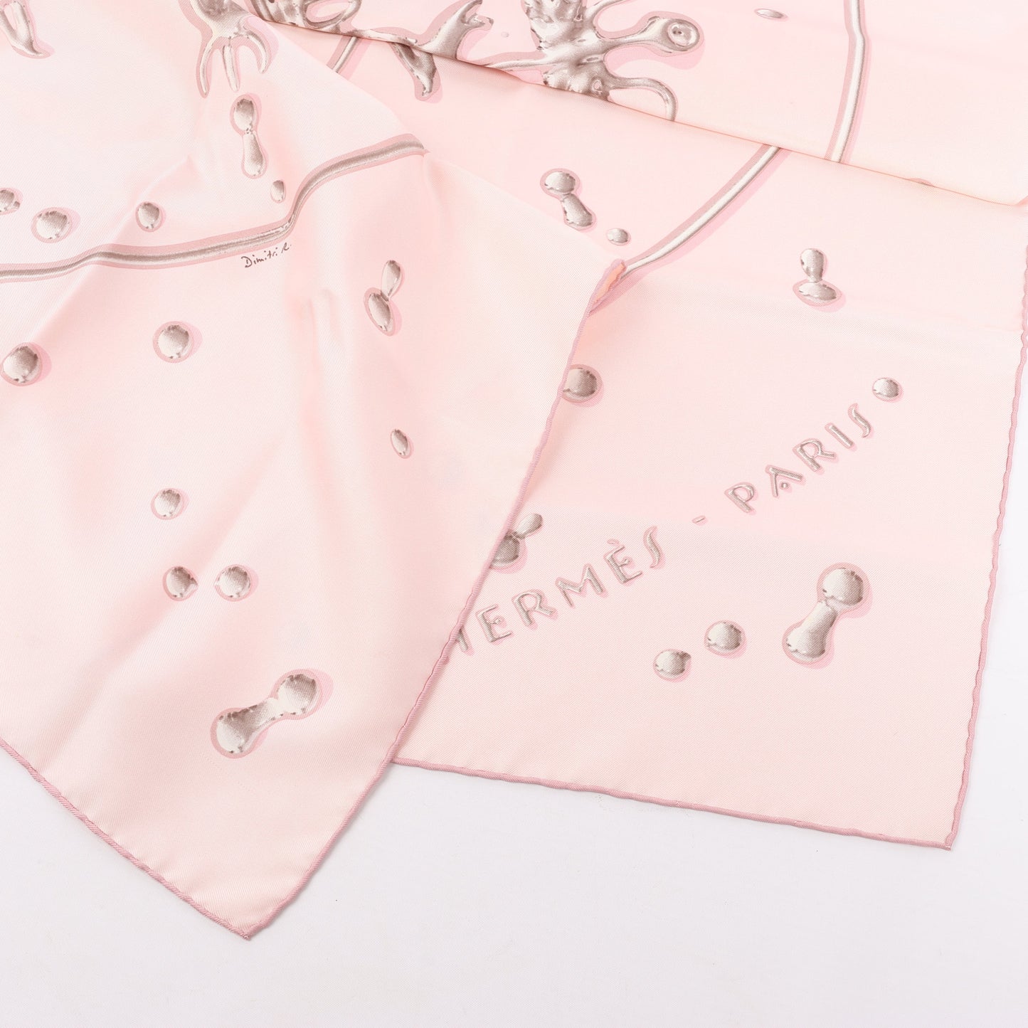 Hermès Carré 90 "VIF ARGENT" 100% Silk Scarf in Pink
