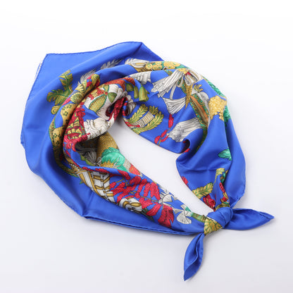 Hermès Carré 90 „Chapeau“ Schal aus 100 % Seide in Blau