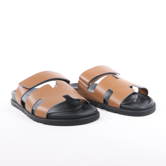 HERMES Cypre Ledersandalen mit braunem Klettverschluss, Größe 42 EU