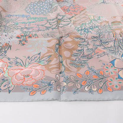 Hermès Carré 90 "Mille Feuilles de Soie" 100% Silk Scarf in Gray