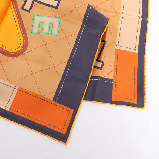Mouchoir en soie Hermès Carré 90 Double Face "Tapis de Selle" en Multicolore