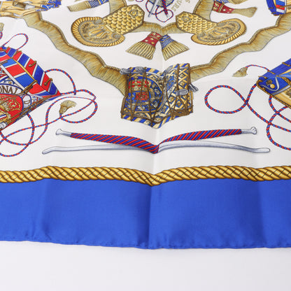 Hermès Carré 90 „LES TAMBOURS“ Schal aus 100 % Seide in Blau