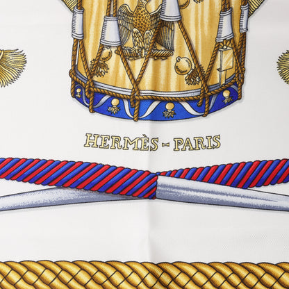 Hermès Carré 90 „LES TAMBOURS“ Schal aus 100 % Seide in Blau