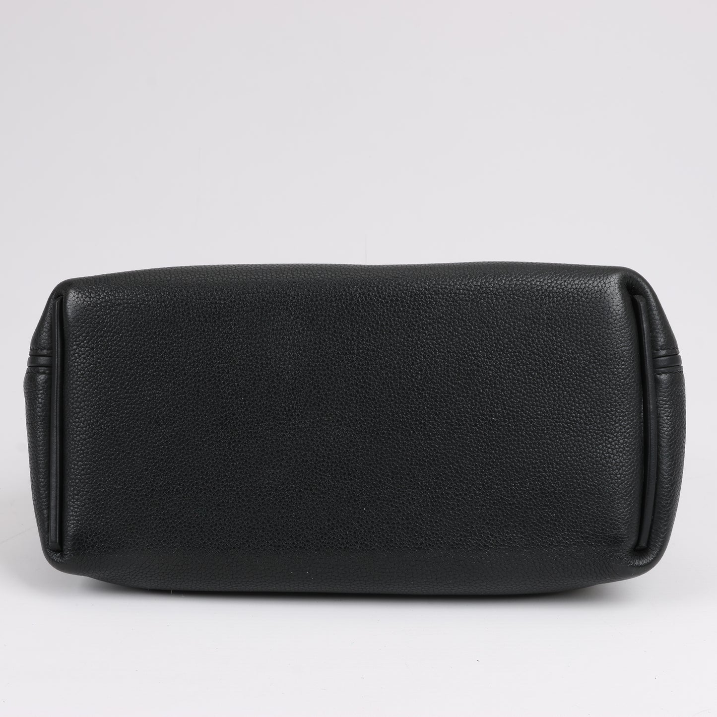 HERMES 24/24 29 Togo Lederhandtasche in Schwarz und Gold Metallbeschläge T: 2019