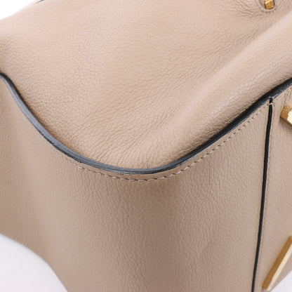 LOEWE – Kleine 2-Wege-Handtasche aus Hängemattenleder in Beige