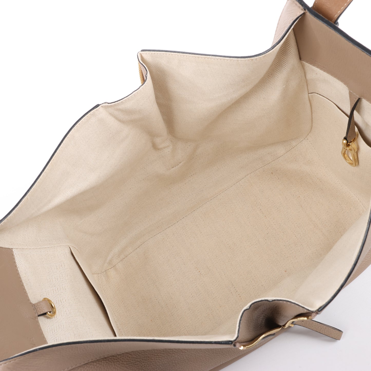 LOEWE – Kleine 2-Wege-Handtasche aus Hängemattenleder in Beige