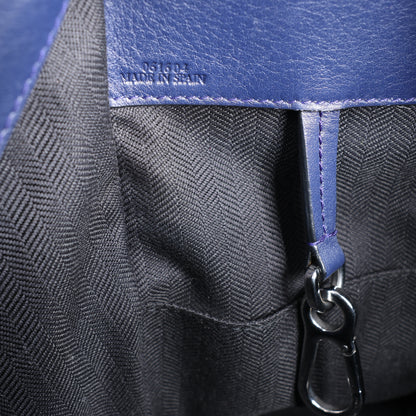LOEWE – Hammock – Kleine 2-Wege-Handtasche aus Leder in Marineblau