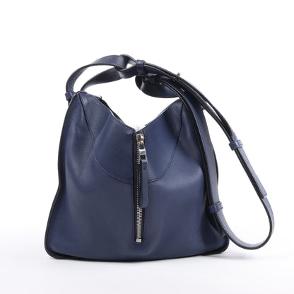 LOEWE – Hammock – Kleine 2-Wege-Handtasche aus Leder in Marineblau