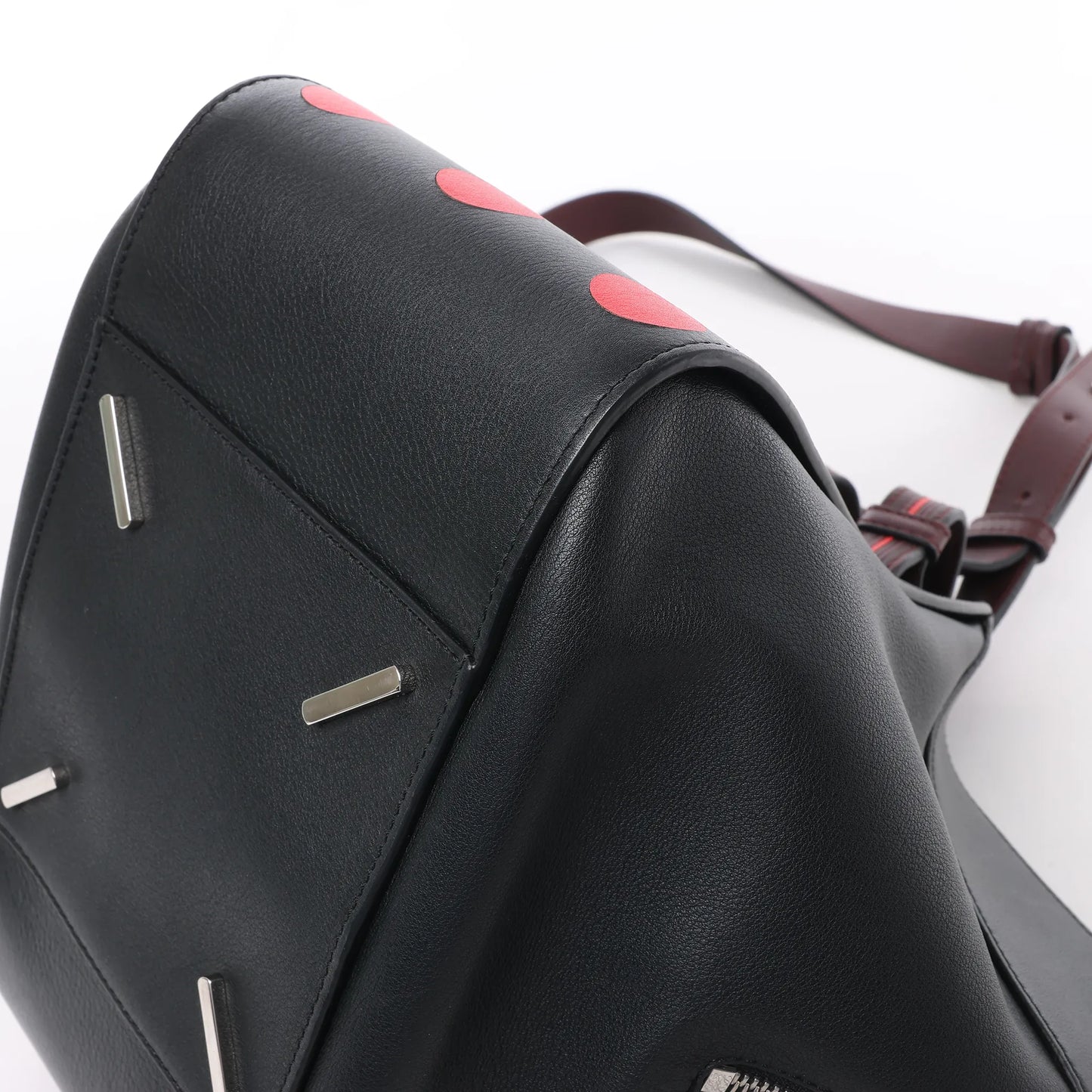LOEWE Hammock Kleine 2-Wege-Handtasche aus Leder in Schwarz x Rot