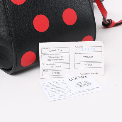 LOEWE Hammock Kleine 2-Wege-Handtasche aus Leder in Schwarz x Rot