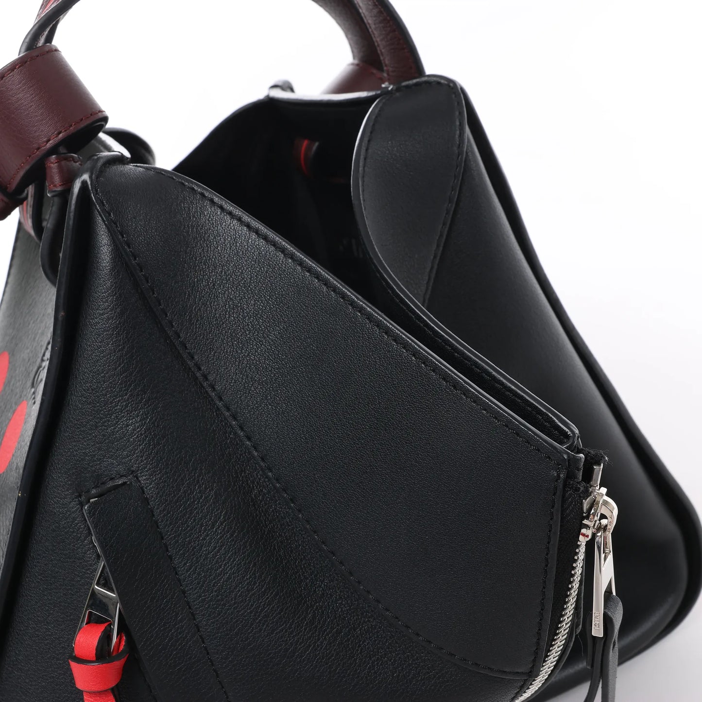 LOEWE Hammock Kleine 2-Wege-Handtasche aus Leder in Schwarz x Rot